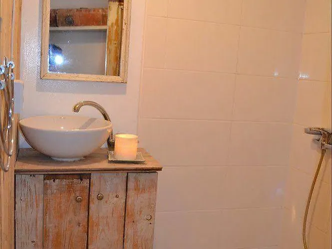 Külalistemaja Marta 8 - House & Garden Tallinn