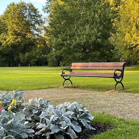 Marta 8 - Centre & Garden 2* Reval