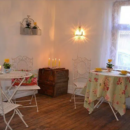 Marta 8 - House&garden 2*