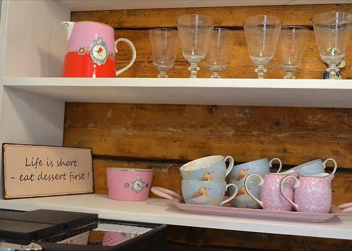 Casa de hóspedes Marta 8 - House & Garden Talin