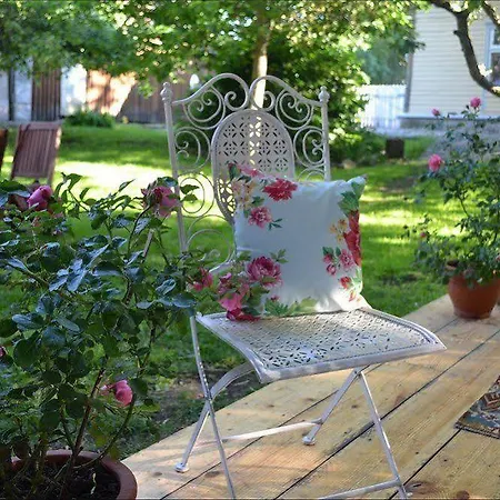 Marta 8 - House & Garden Tallin