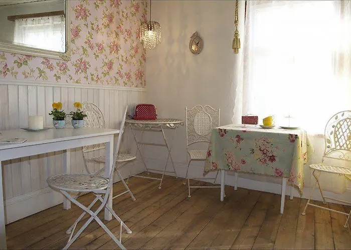 Marta 8 - House & Garden Gasthof 2*